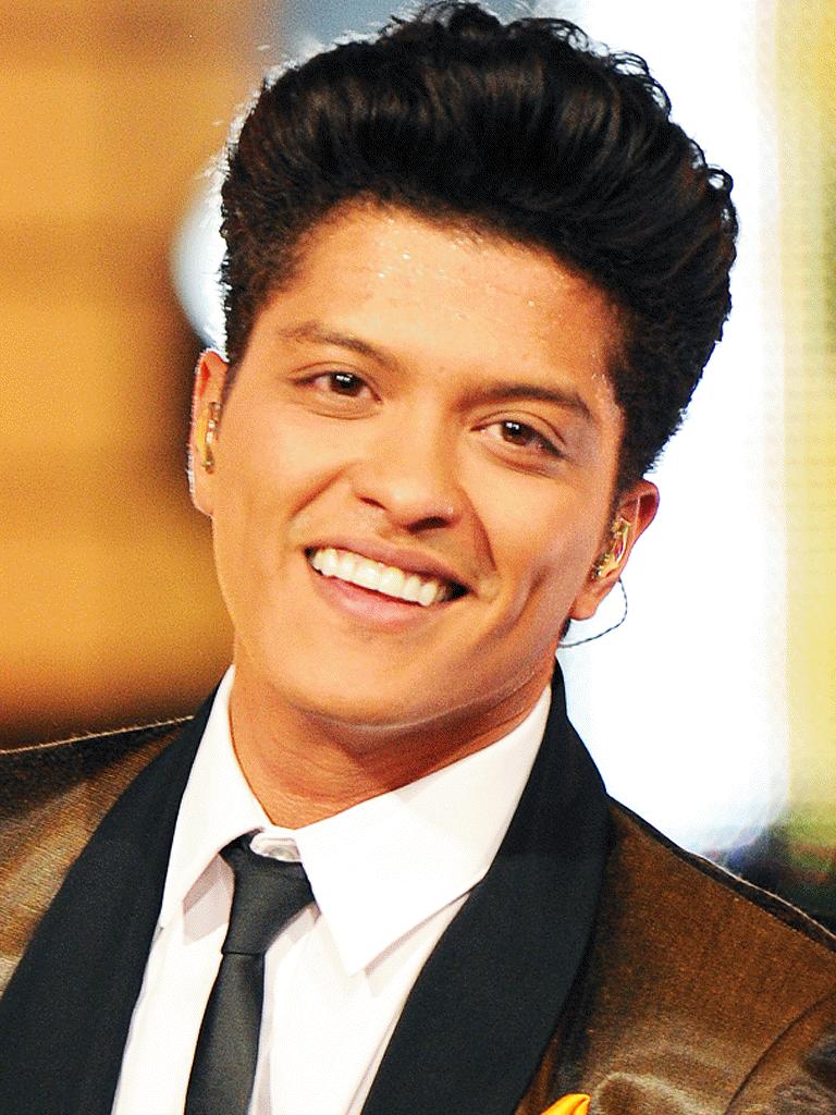 The Rumor Come Out: Does Bruno Mars Is Gay? - Bruno Mars
