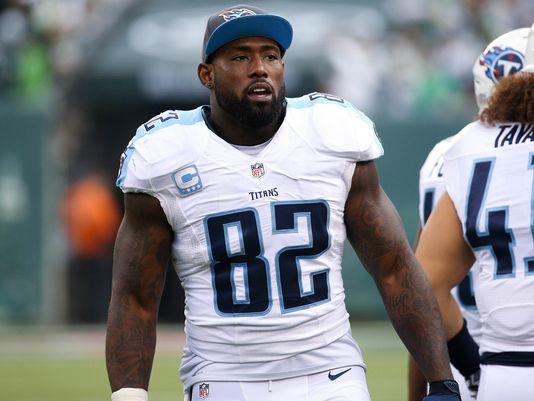 Titans' Delanie Walker Close To 2 Big Milestones