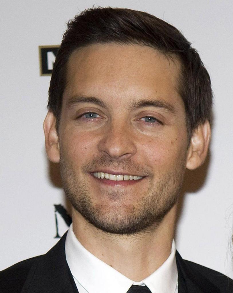 Tobey Maguire 2016: Dating, Smoking, Origin, Tattoos & Body - Taddlr