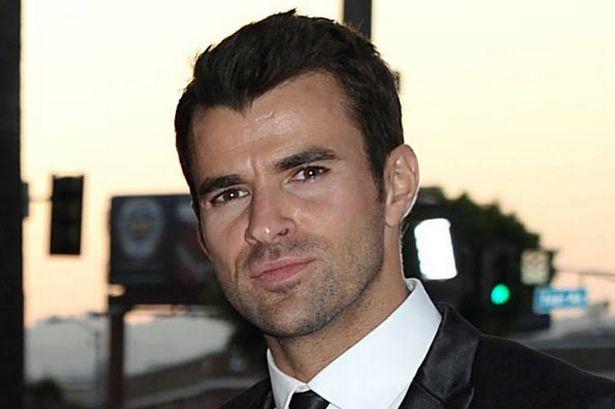 US X Factor Host Steve Jones Storms Off During Interview - Mirror Online
