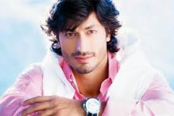 Vidyut Jamwal's Profile - Vidyut Jamwal