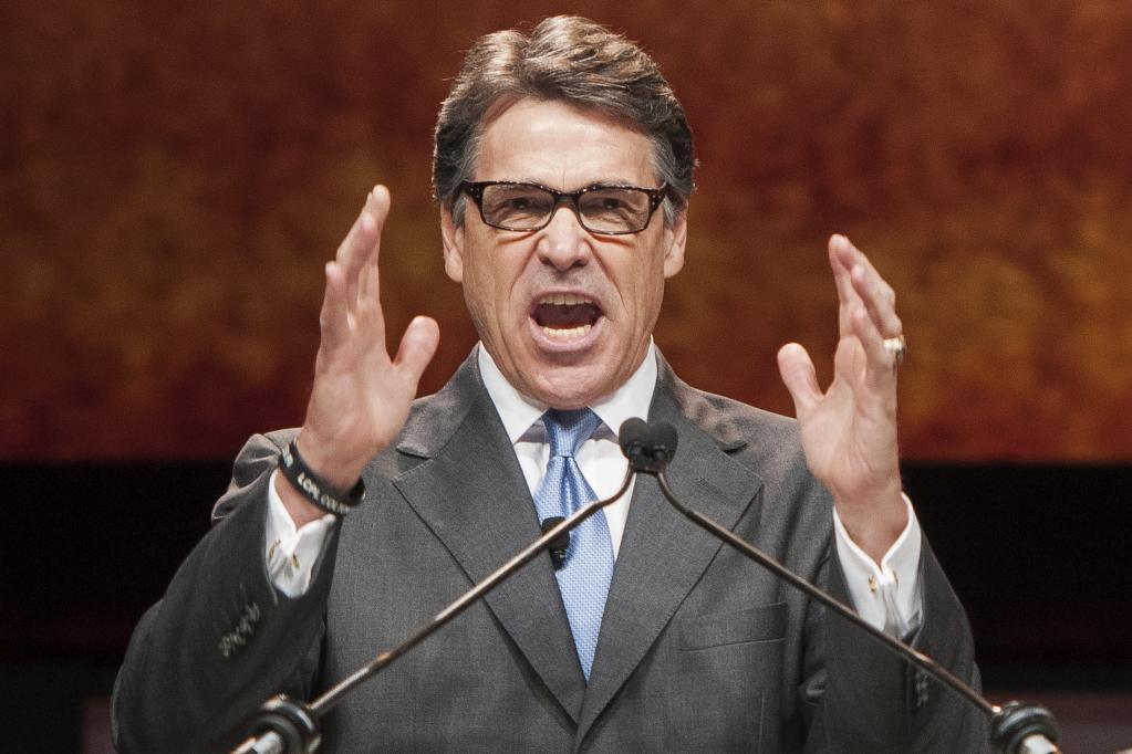Wait, What's Indicted Rick Perry Doing About 2016?