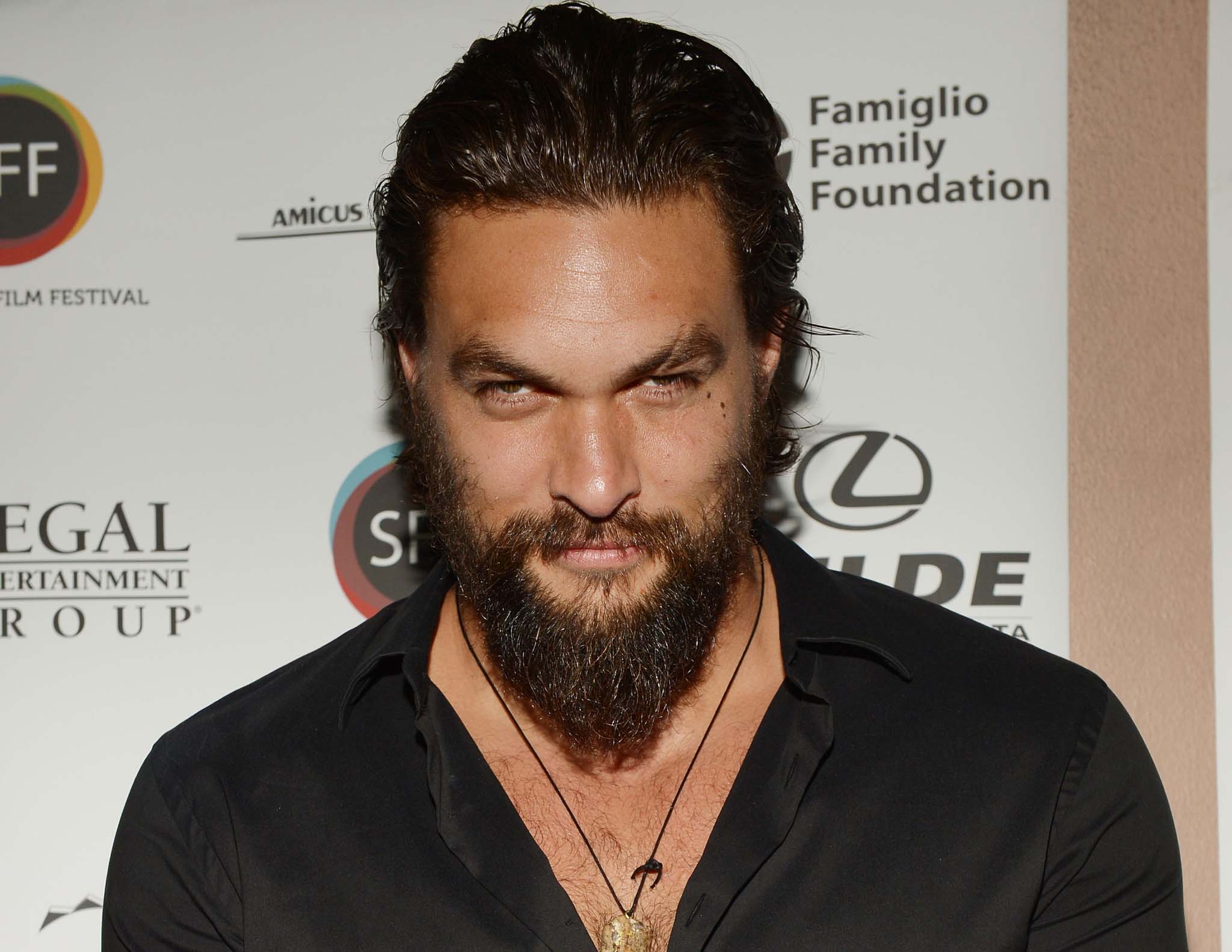 Watch Game Of Thrones Star Jason Momoa Perform A Haka For His