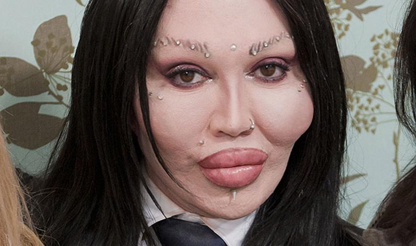 WTF Is Er Met Pete Burns Gebeurd - Retecool
