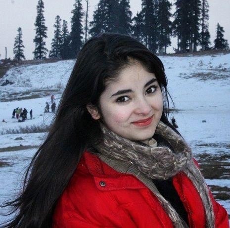 Zaira Wasim (Actress) Age, Biography, Family & More - StarsUnfolded