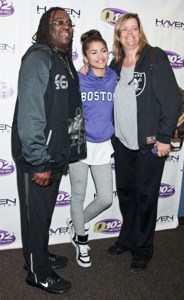 Zendaya     Ethnicity Of Celebs   What Nationality Ancestry Race