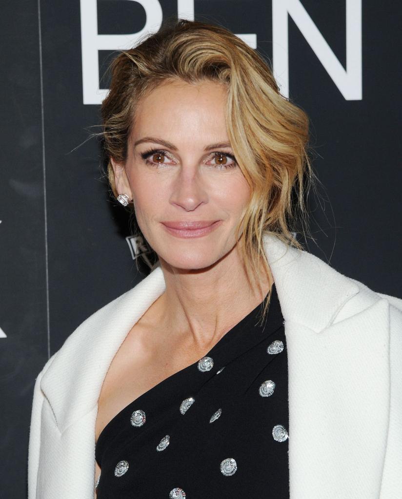 Julia Roberts - 