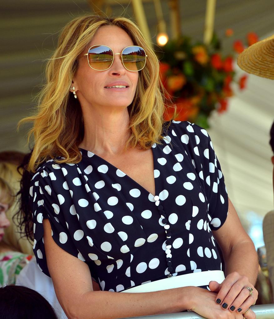 Julia Roberts Channeled Her Iconic Pretty Woman Character in a Polka