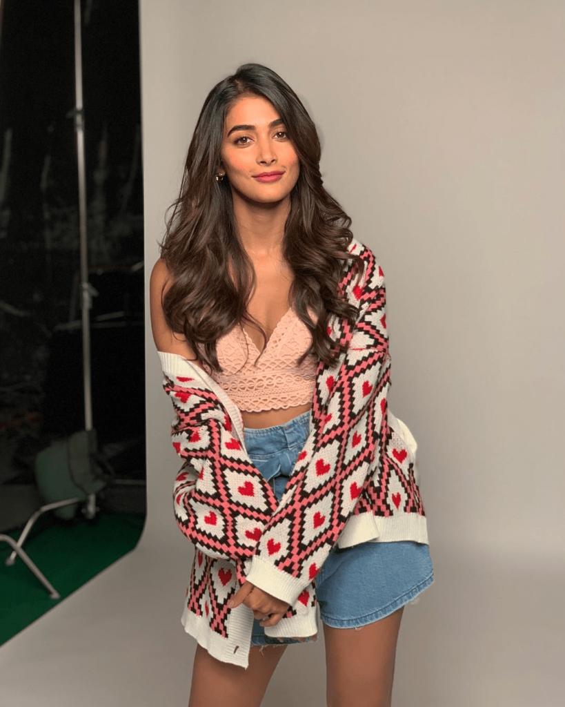 Actress Pooja Hegde Latest Still Wearing Heart On Her Sleeve - Social