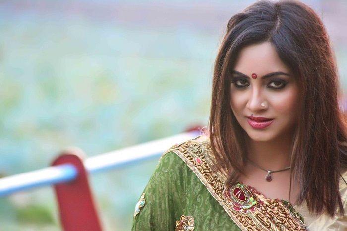 Bigg Boss 11 Arshi Khan And Her Scandalous Past