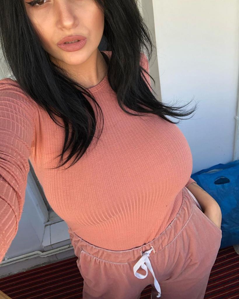 Julia Tica - Bio, Age, Height  Models Biography