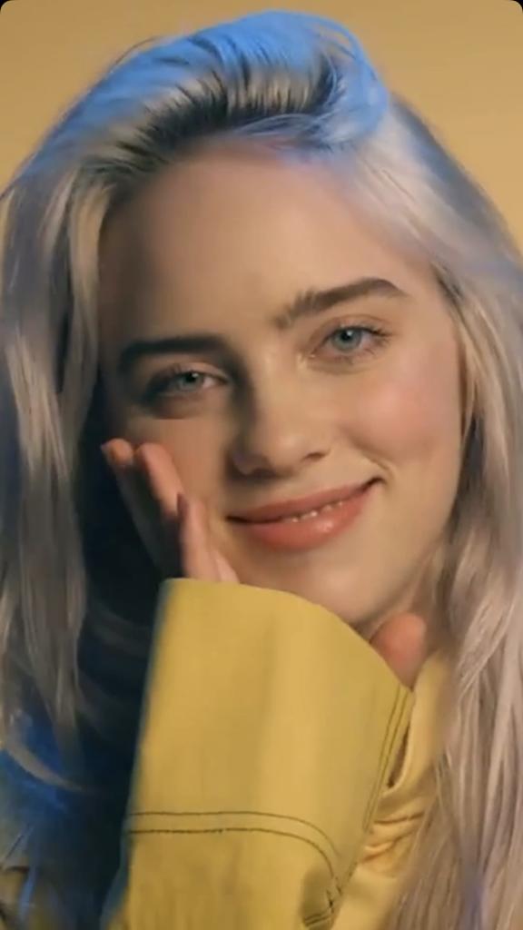 [29+] Billie Eilish Smiling Wallpapers - WallpaperSafari