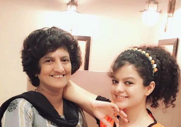 Palak Muchhal Singer Height Weight Age Biography Affairs