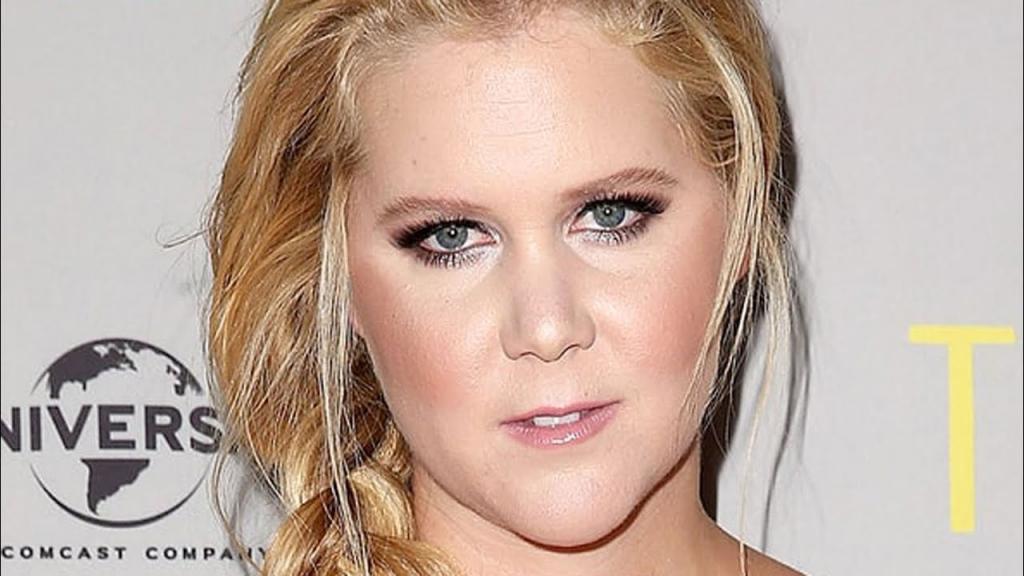 This Is Why It's Hard To Like Amy Schumer - YouTube