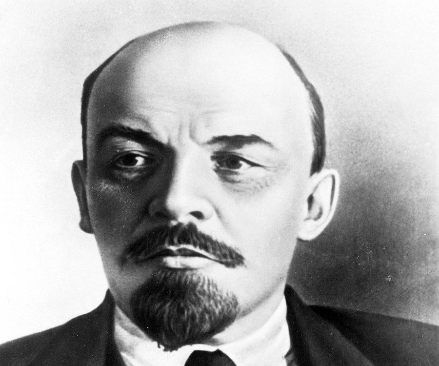 Vladimir Lenin Biography - Childhood, Life Achievements & Timeline