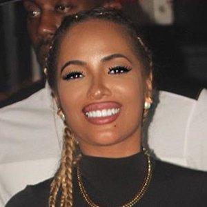 Stephanie Santiago - Bio, Facts, Family Famous Birthdays