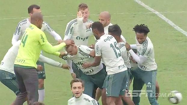 Roger Guedes N O Paga Aposta, Leva Trote Durante Treino Do Palmeiras