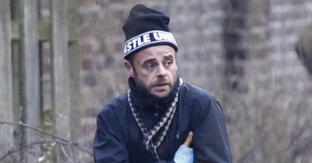 Ant McPartlin Cuts Glum Figure As He Spends Weekend With His Mum