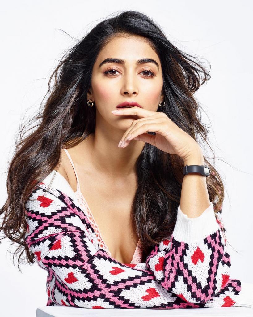 Pooja Hegde Latest Pics