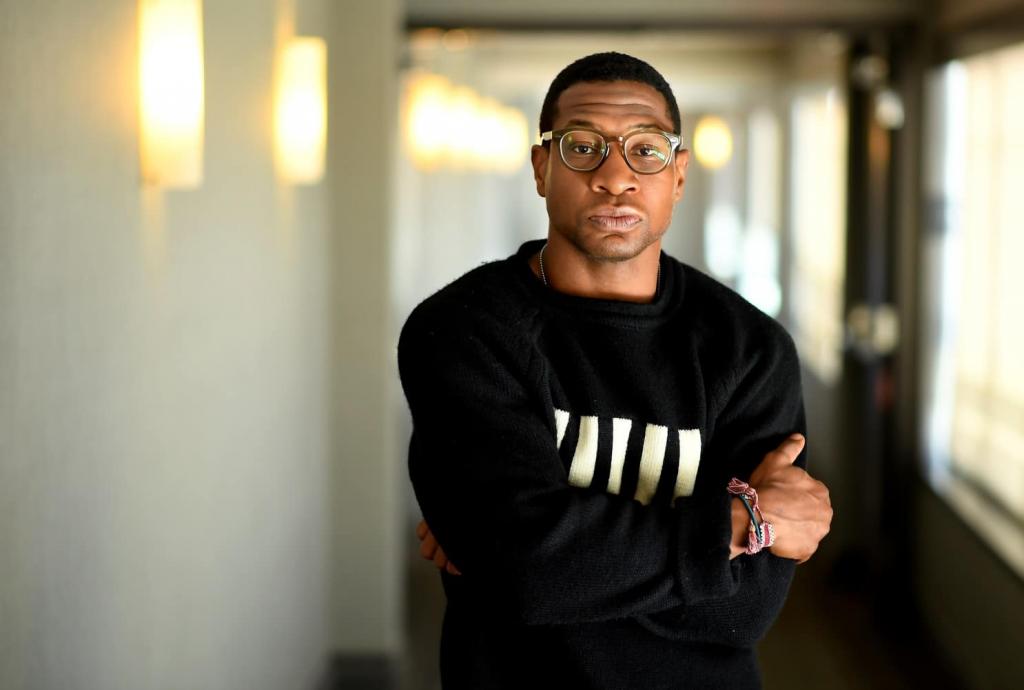 Jonathan Majors Bio, Wiki, Net Worth, Wife, Movies, Age, Height