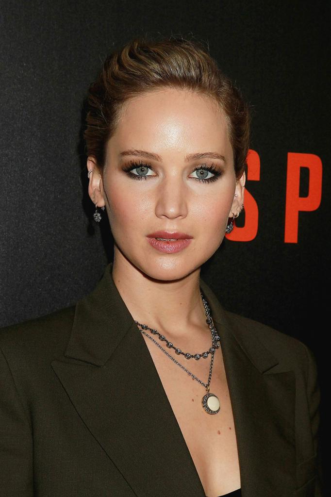 Jennifer Lawrence - 