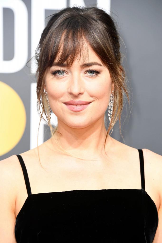 Dakota Johnson Latest Photos - CelebMafia