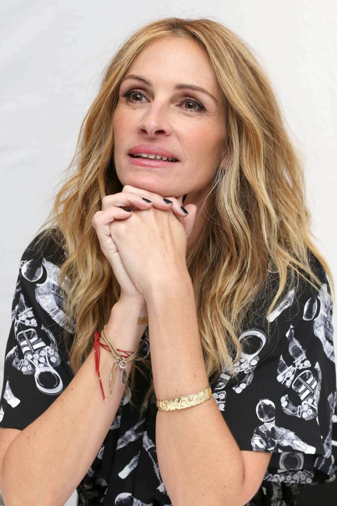 Julia Roberts - 