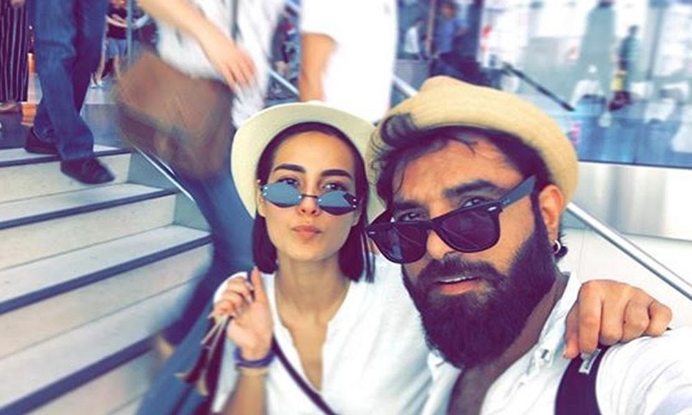 Iqra Aziz and Yasir Hussain make their Way for a Vacation