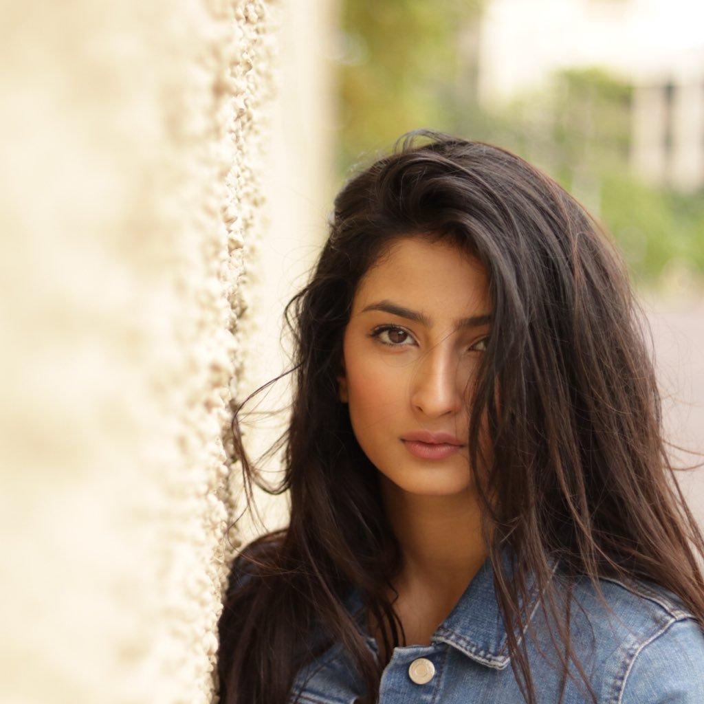 Palak Tiwari Profile, Affairs, Contacts, Boyfriend, Gallery, News, Hd