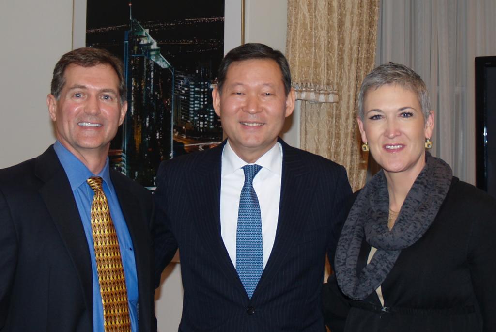 Jennifer Griffin & Greg Myre speak at EMR/MTR Roundtable