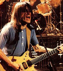 Malcolm Young - Wikipedia