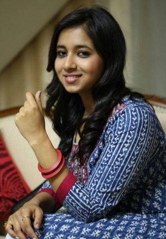 Pawni Pandey WikiBiographyAgeWeightHeightProfile Info Biographia