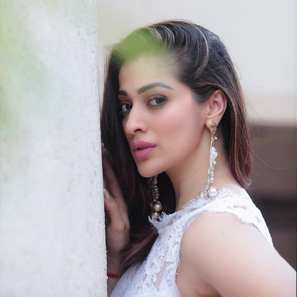 RAAI LAXMI iamlakshmirai Twitter