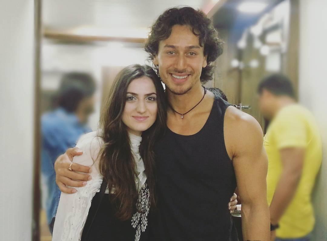 Elif Khan and Tiger Shroff Photo